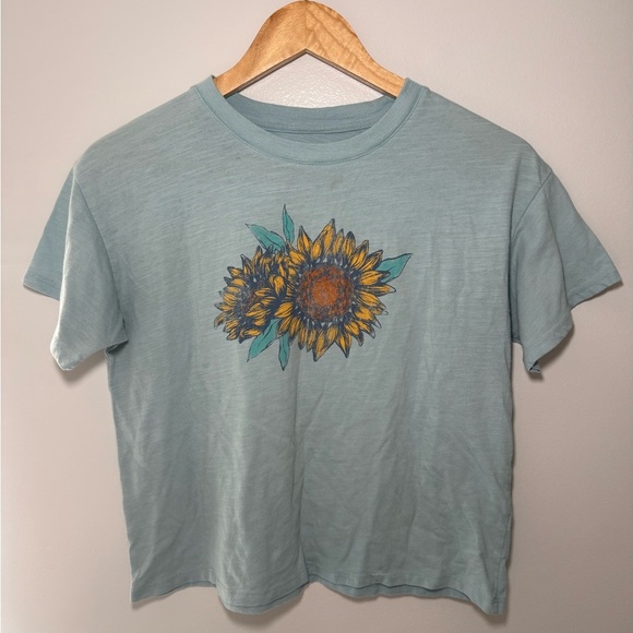 SO Blue Graphic Crop T-Shirt Short Sleeve - Picture 1 of 8